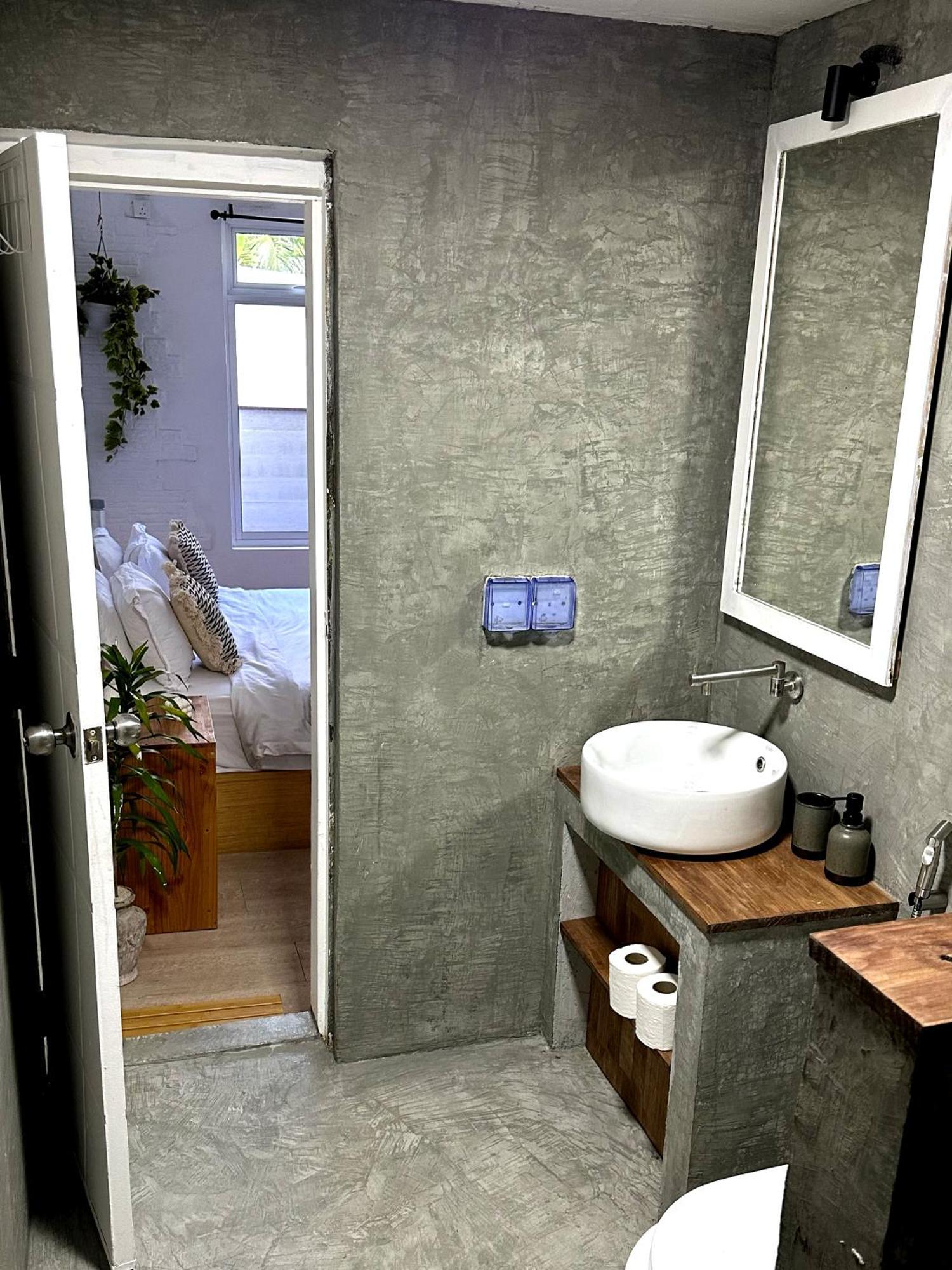 Hotel Twin Palms Surfhouse Thulusdhoo Zewnętrze zdjęcie