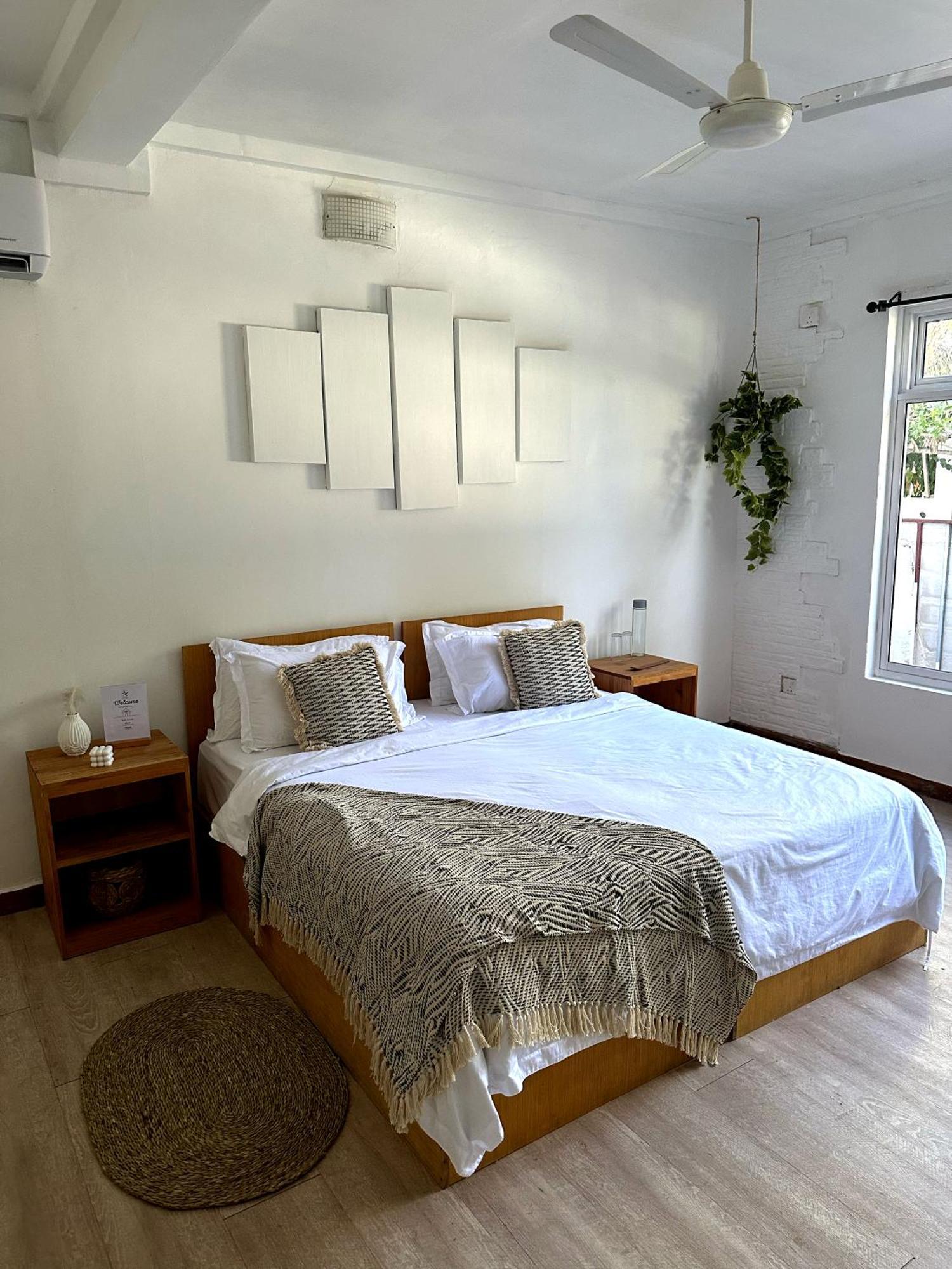 Hotel Twin Palms Surfhouse Thulusdhoo Zewnętrze zdjęcie